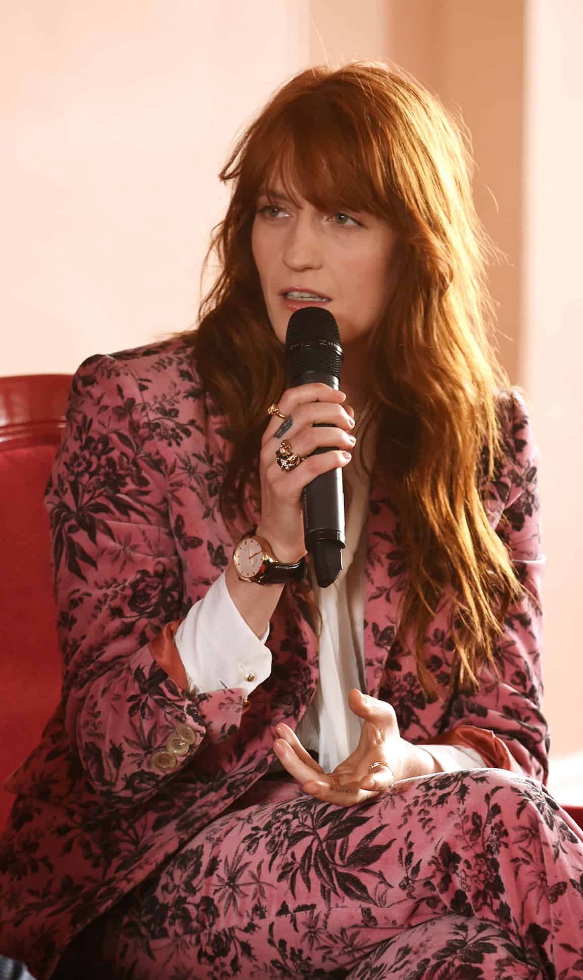 Florence Welch Is Gucci's 2016 Timepieces and Jewelry Brand Ambassador –  The Hollywood Reporter